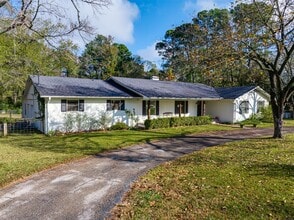 Building Photo - 215 Perryman Rd