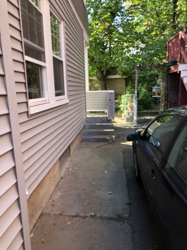 Building Photo - 14 Washington Ter