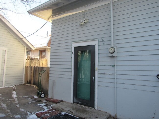 Building Photo - 555 CY Ave