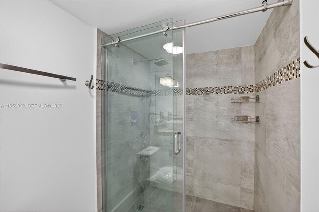 Building Photo - 16565 NE 26th Ave