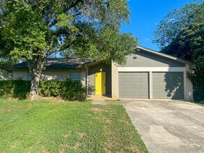 Building Photo - Close to UTSA - 3/2 Home for Rent