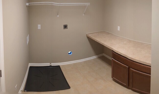 Building Photo - 1011 Blue Bonnet Ct