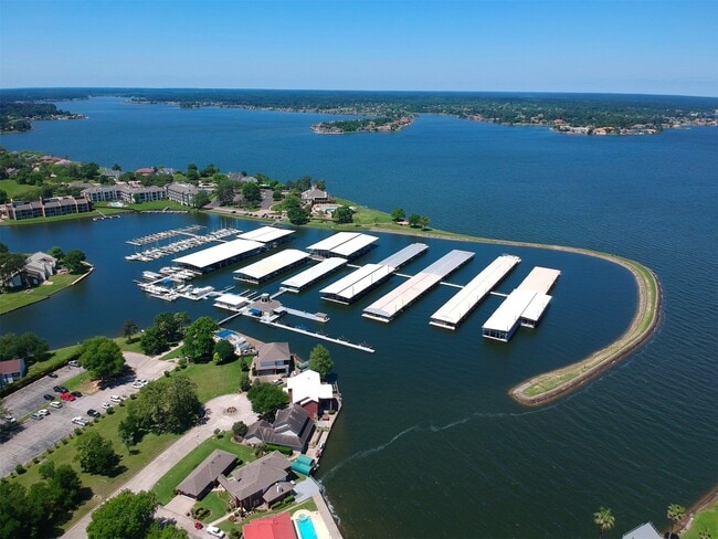 Building Photo - 13238 Enchanted Way Dr