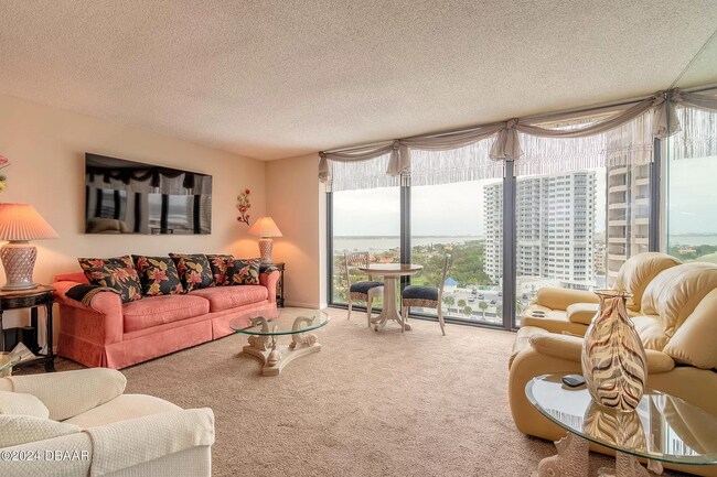 Building Photo - 1 Oceans West Blvd