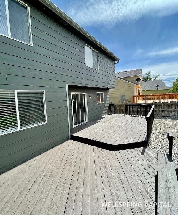 Building Photo - 11469 E 116th Ave