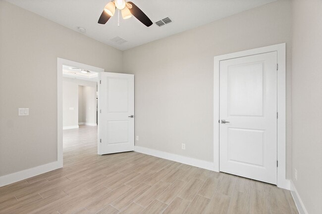 Building Photo - 2400 Rock Ct