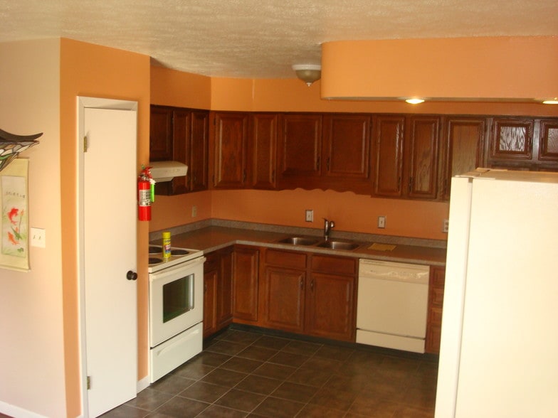Building Photo - 1528 Blue Course Dr