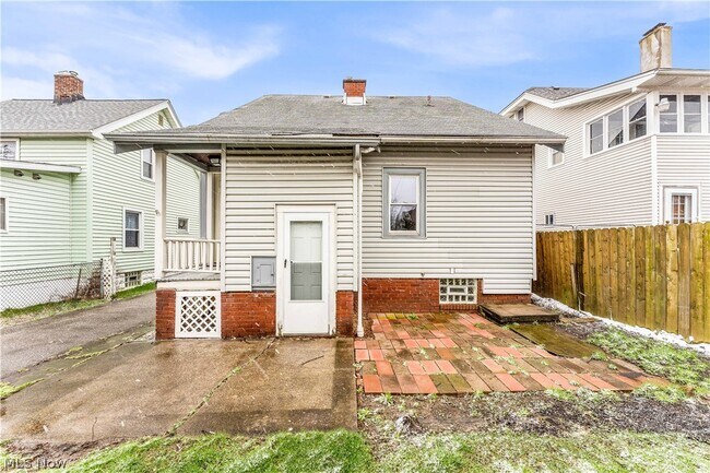 Building Photo - 4318 W 50th St