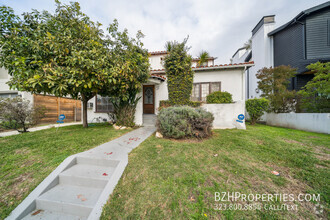 Building Photo - 842 N Orange Dr