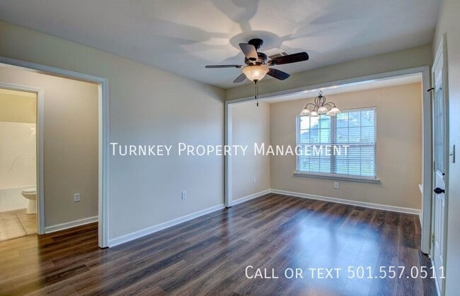 Building Photo - 13601 Stonehenge Cove