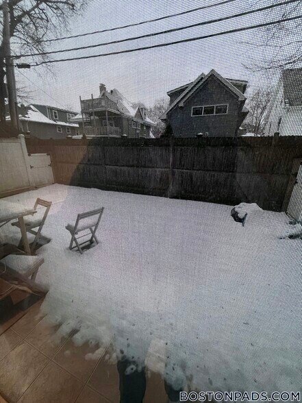 Building Photo - 110 Babcock St