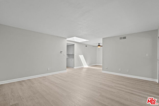 Building Photo - 26851 Oak Branch Cir