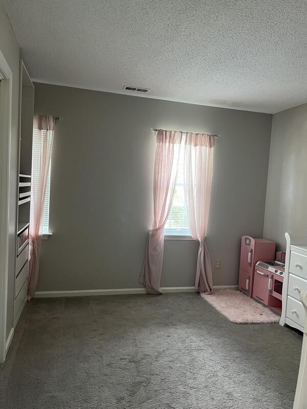 Building Photo - 3315 Woodland Park Rd