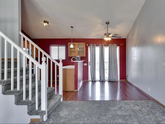 Building Photo - 7910 Redick Ave