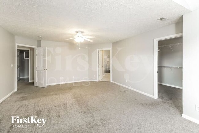 Building Photo - 4221 Silver Streak Dr