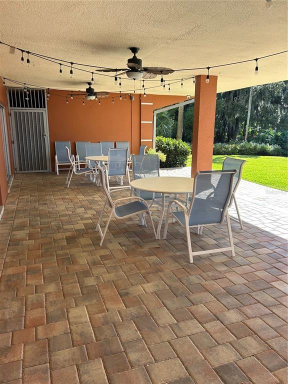 Building Photo - 690 Osceola Ave