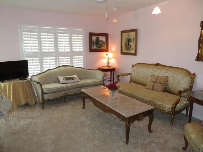 Building Photo - 5580 Tamberlane Cir