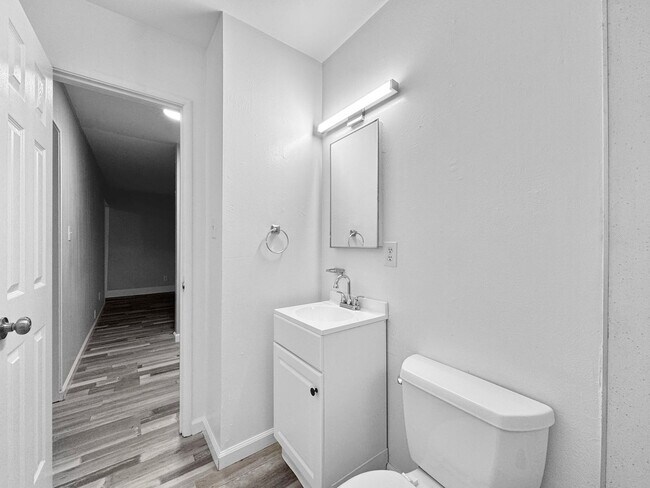 Building Photo - 2BR/1BA House w/ Fenced Yard + Garage In Carmichael