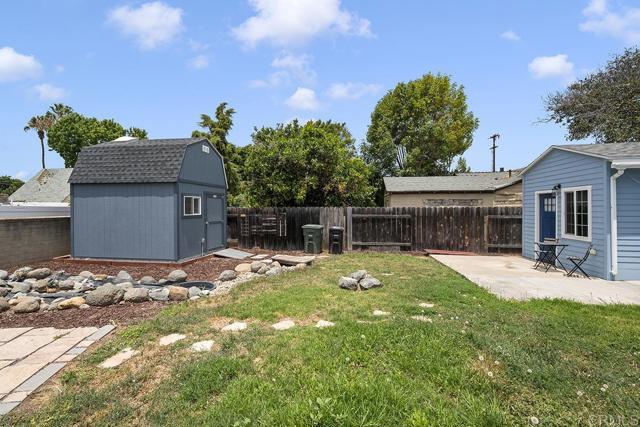 Building Photo - 586 Del Mar Ave