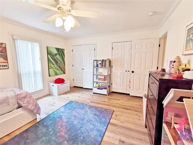 Building Photo - 5054 Yarwell Dr