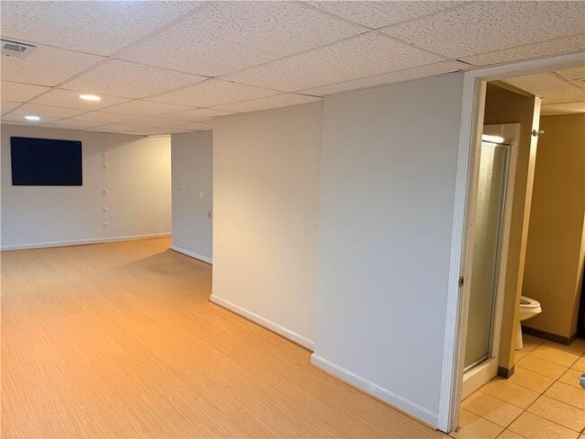 Building Photo - 105 Floss Flower Ct