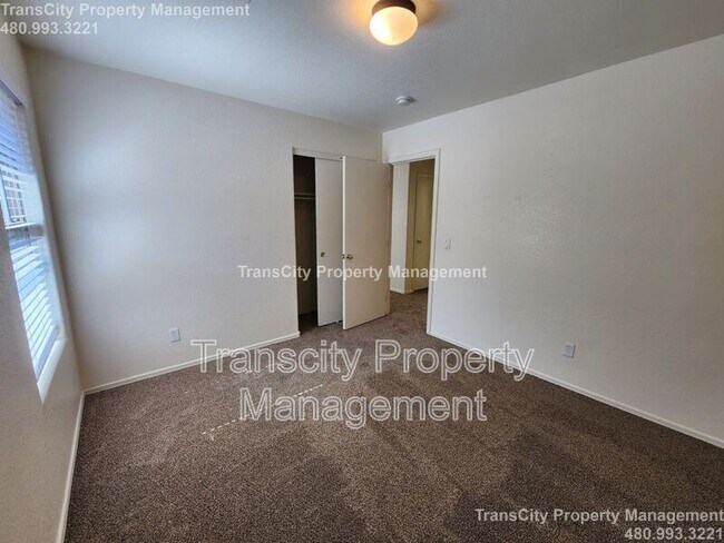Building Photo - 5854 E Harmony Ave