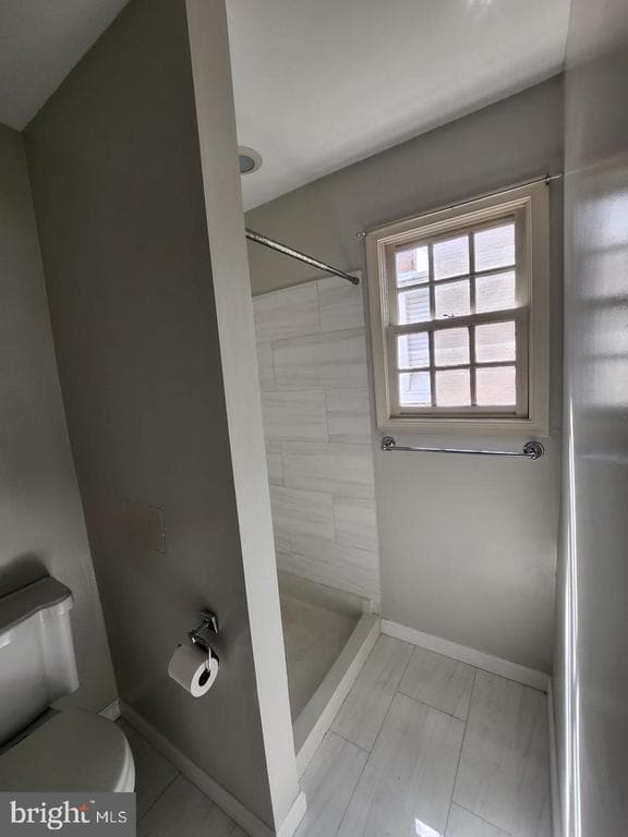 Building Photo - 10 W All Saints St