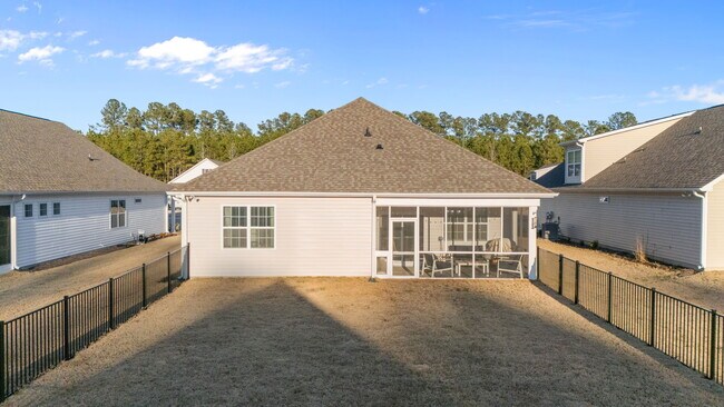 Building Photo - 5016 Cinnamon Run