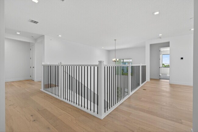 Building Photo - 10026 Skyloft St