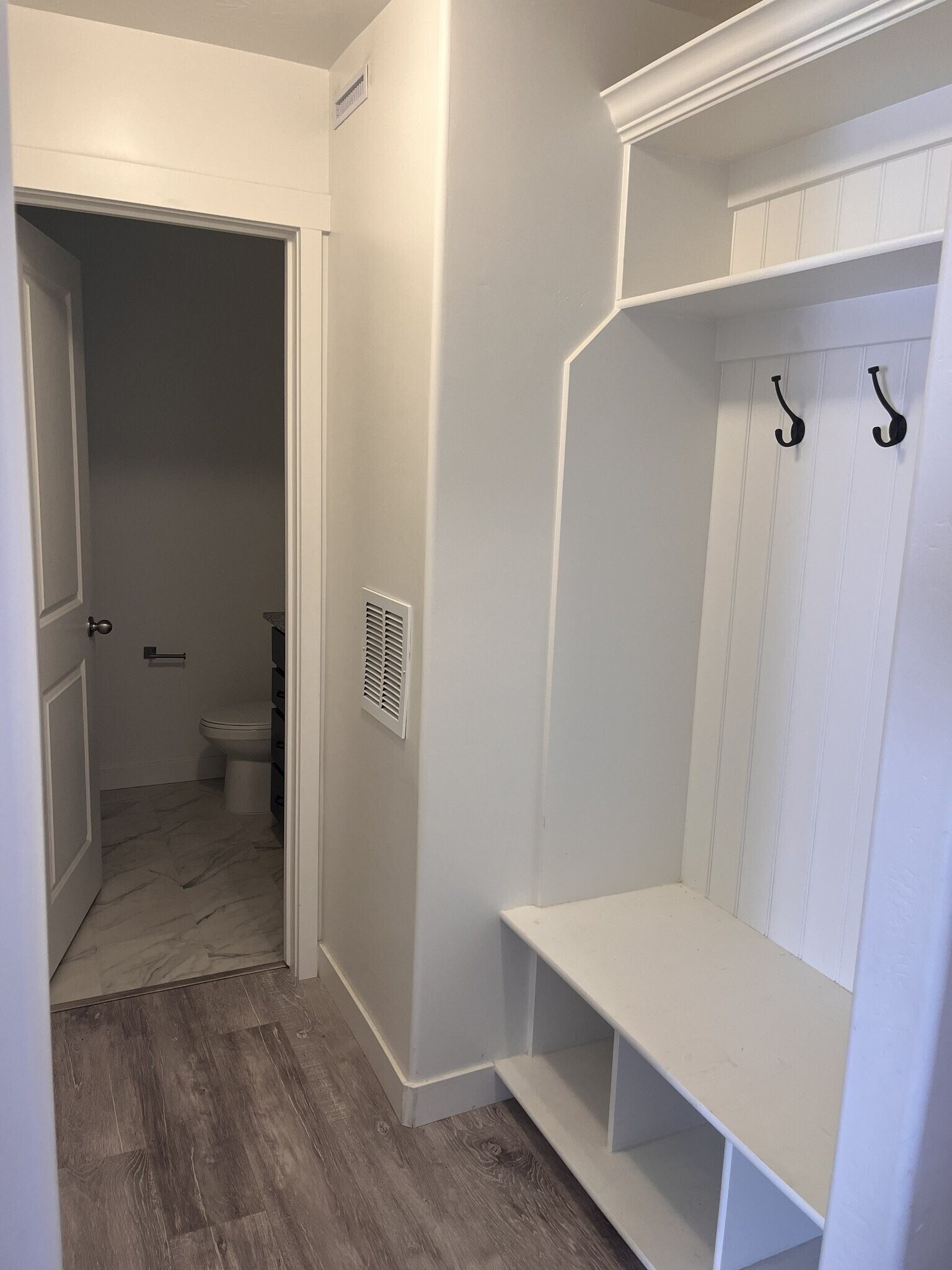 Building Photo - 1156 S 800 W