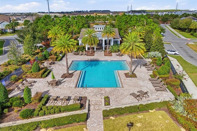 Building Photo - 15591 Honeybell Dr