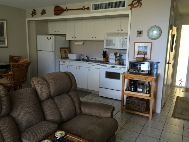 Building Photo - 497: MVT-0432