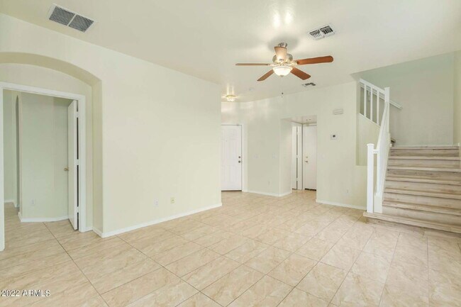 Building Photo - 11371 W Pima St