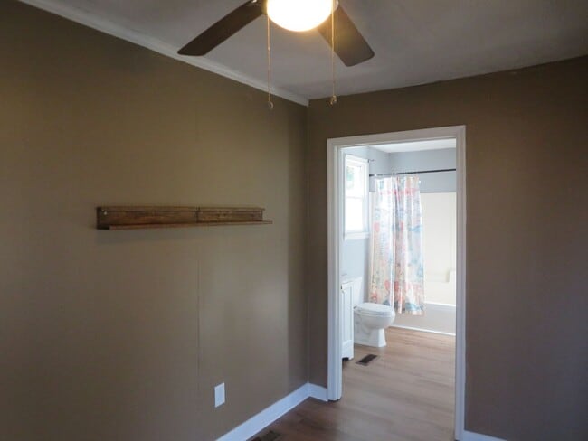 Building Photo - Dinwiddie County