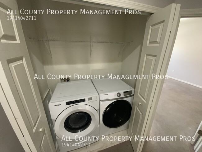 Building Photo - 3429 Parkridge Cir