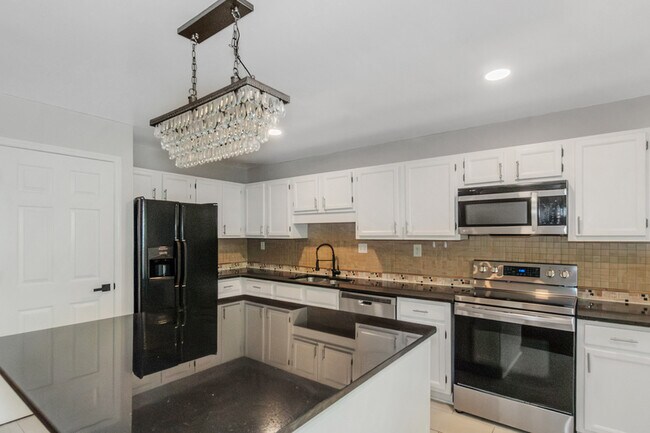 Building Photo - 508 Garden Ct