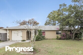 Building Photo - 1900 Fairlane Dr