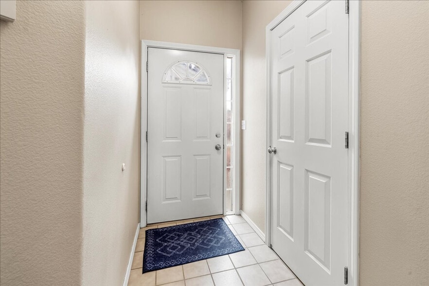 Building Photo - 7838 W Holt Ct