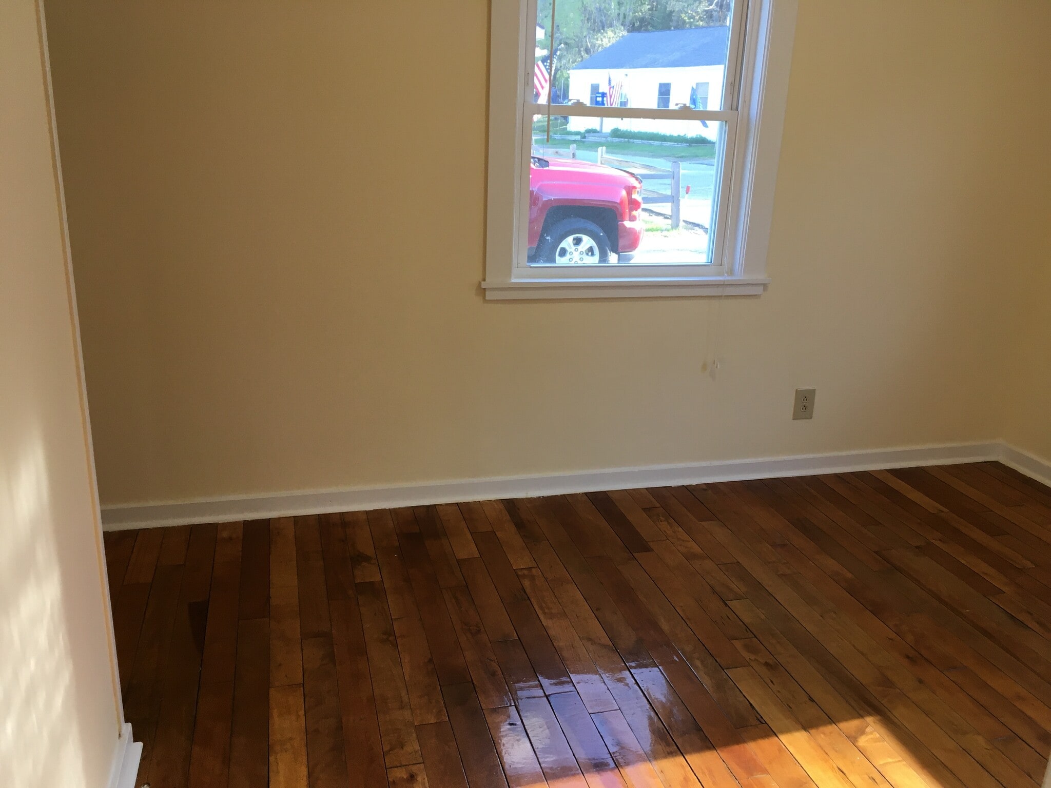 Building Photo - 11 Adams Ct