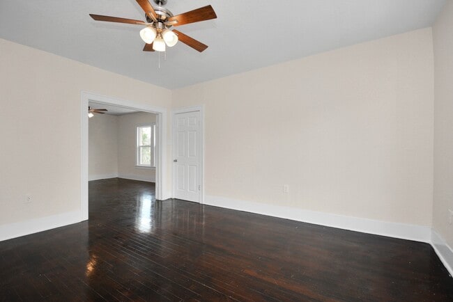 Building Photo - 2622 Rosedale St