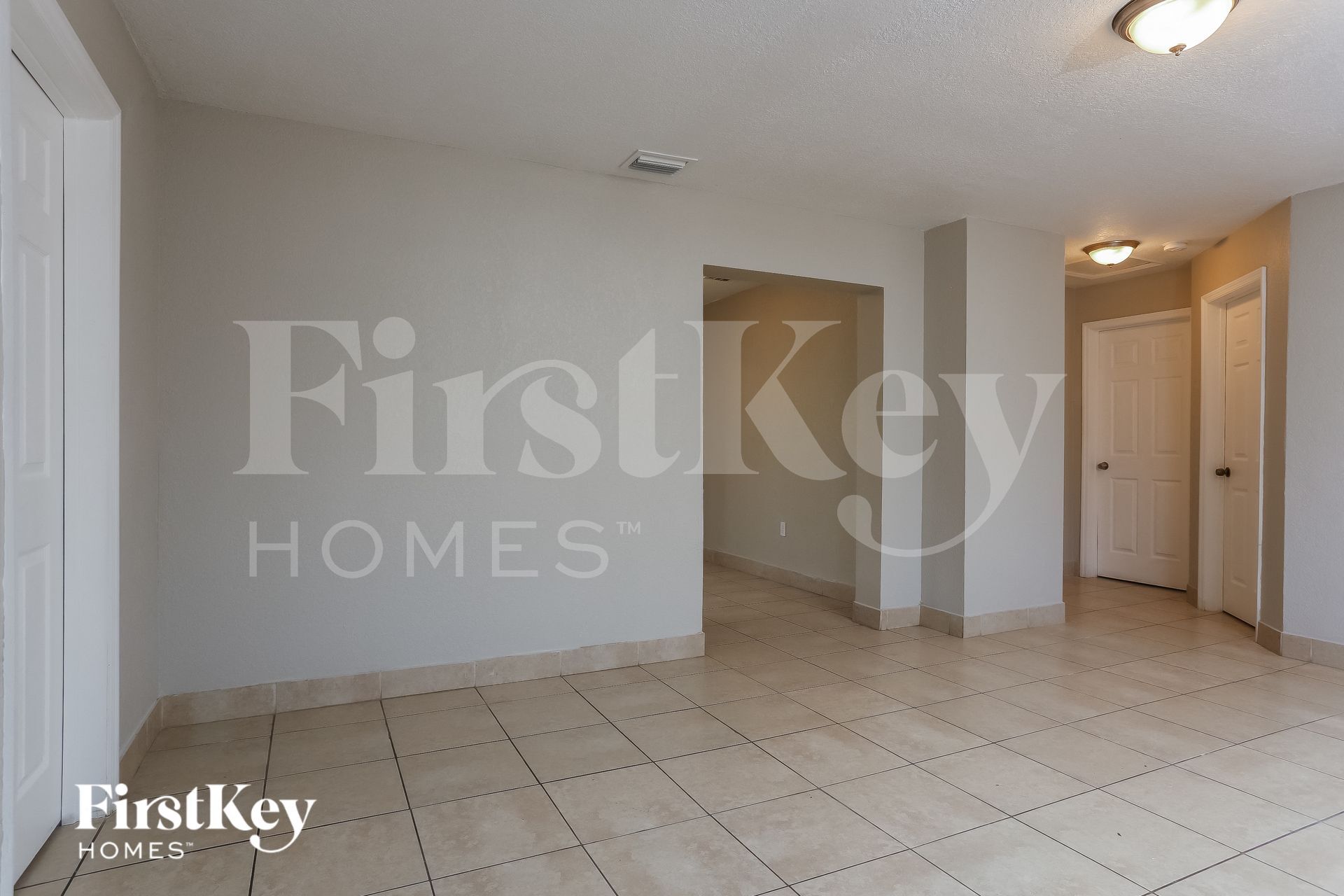 Building Photo - 731 NW 175th Dr