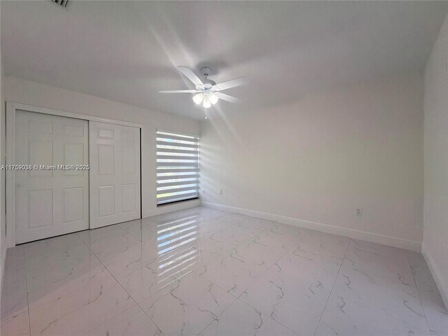 Building Photo - 8735 SW 54th St