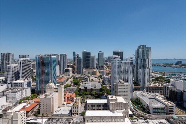 Building Photo - 151 SE 1st St