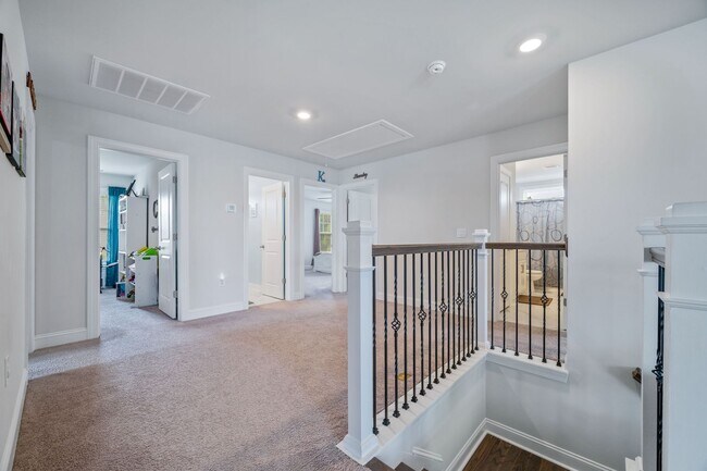 Building Photo - 1339 Bermuda Grass Dr