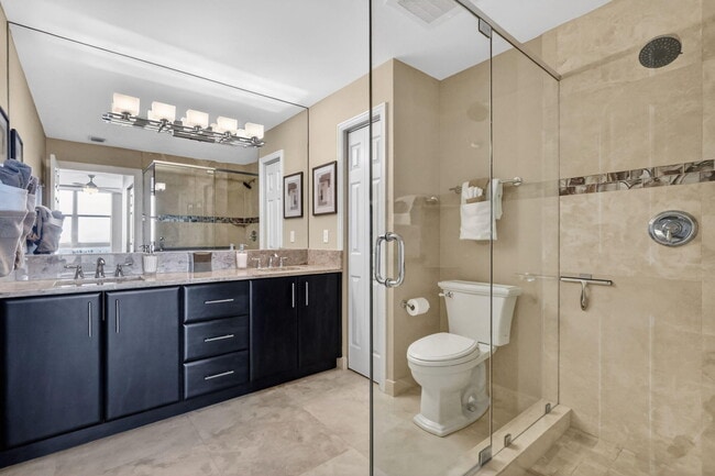 Building Photo - 700 E Boynton Beach Blvd