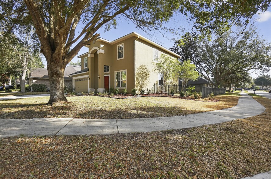 Building Photo - 1601 Majestic View Ln