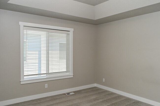 Building Photo - 2782 W 4140 S