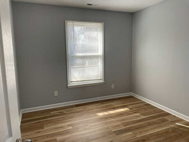 Building Photo - 5321 Hadrian Dr