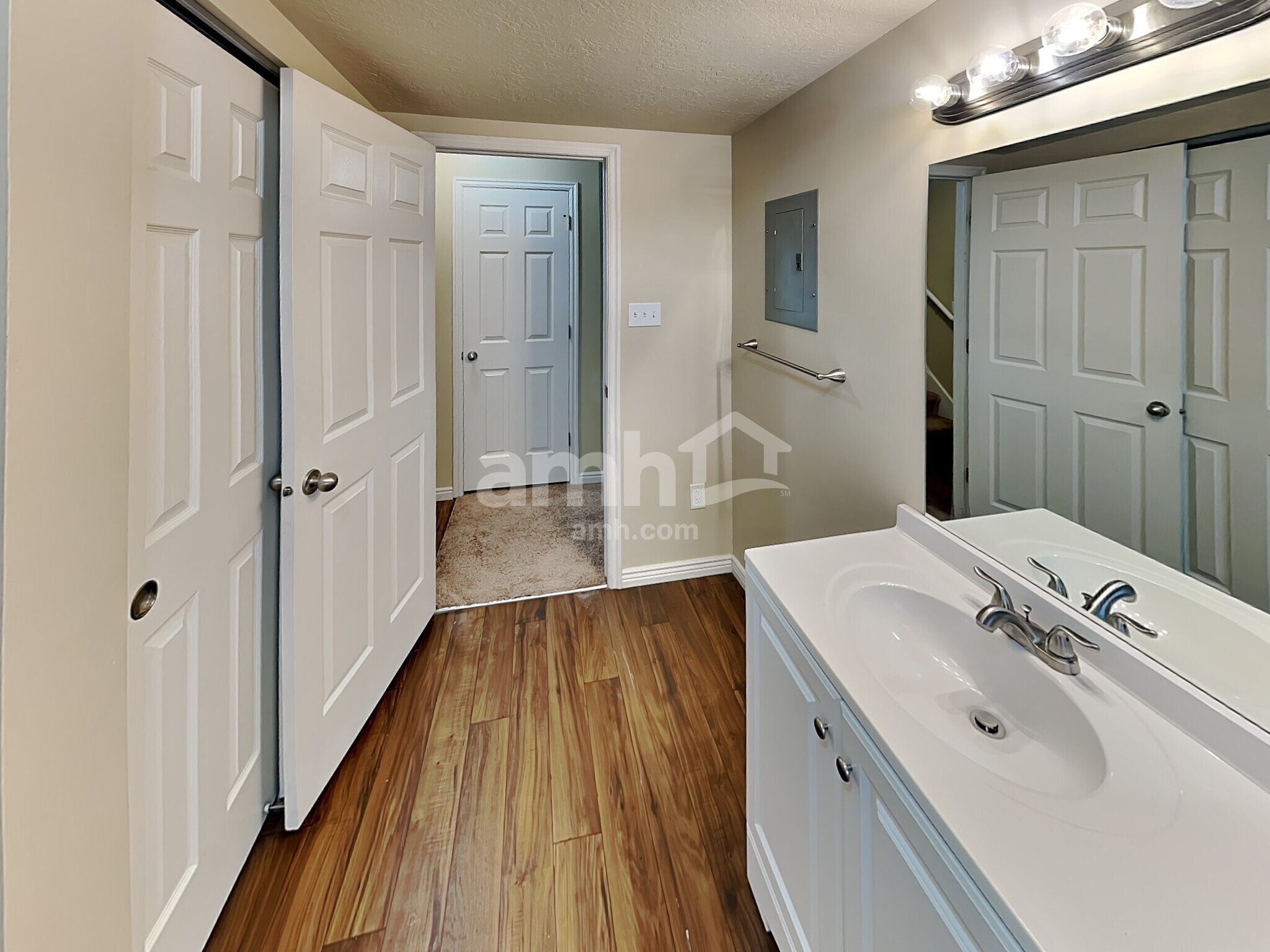 Building Photo - 5252 S 4300 W