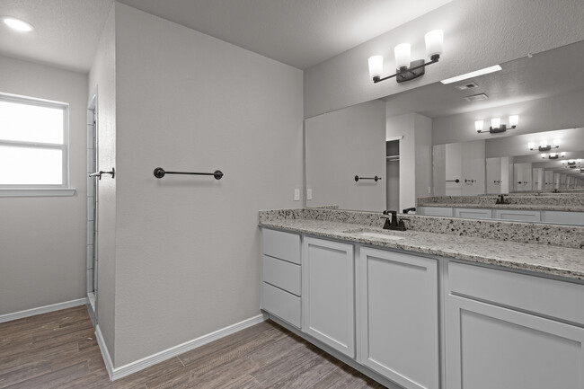 Building Photo - 12352 Stansbury Dr